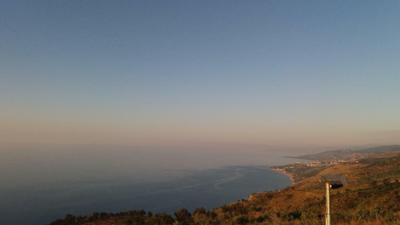 Arte Mare E Cultura Βίλα Pettineo Εξωτερικό φωτογραφία